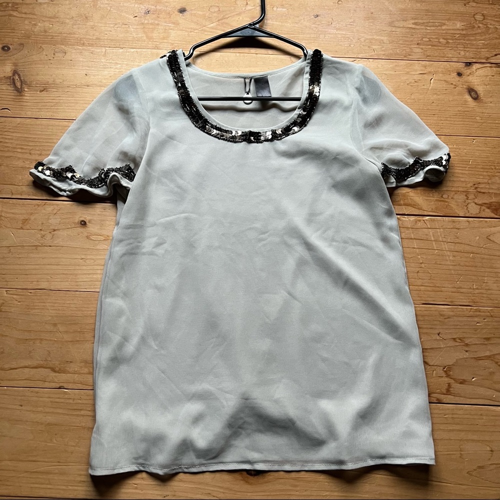 Chiffon open back Tee